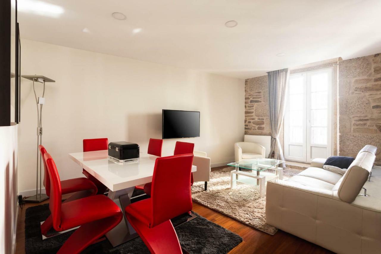 סנטיאגו דה קומפוסטלה Luxury Apartment-Free Parking מראה חיצוני תמונה