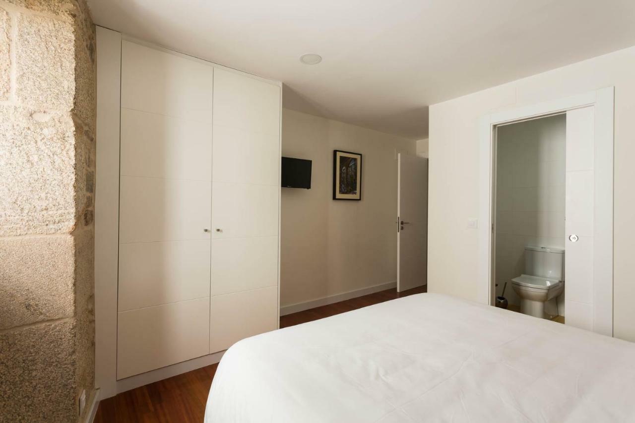 סנטיאגו דה קומפוסטלה Luxury Apartment-Free Parking מראה חיצוני תמונה